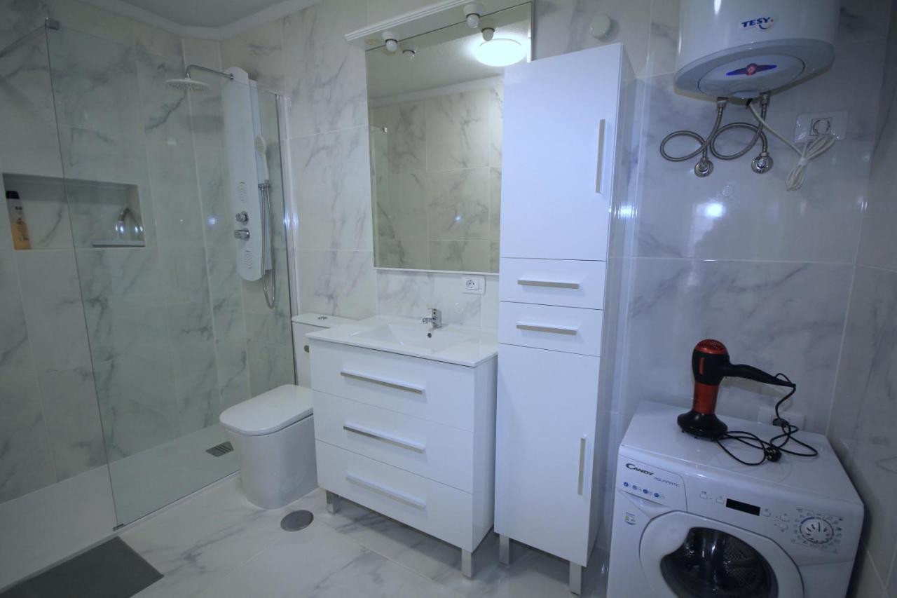 Las Americas - 2 Bedrooms - Flayla-A أرونا المظهر الخارجي الصورة