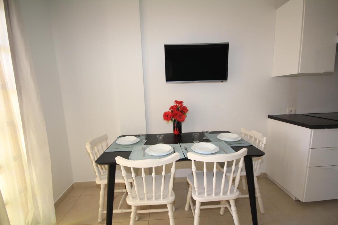 Las Americas - 2 Bedrooms - Flayla-A أرونا المظهر الخارجي الصورة